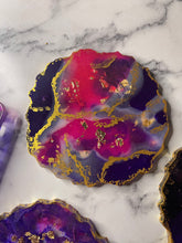 Load image into Gallery viewer, Geode Coaster Set
