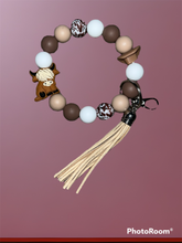 Load image into Gallery viewer, Wristlet
